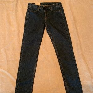Size 6 Jeans. NWT.  H & M.